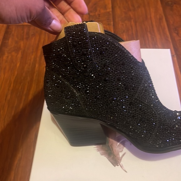 Jessica Simpson booties - Picture 5 of 8